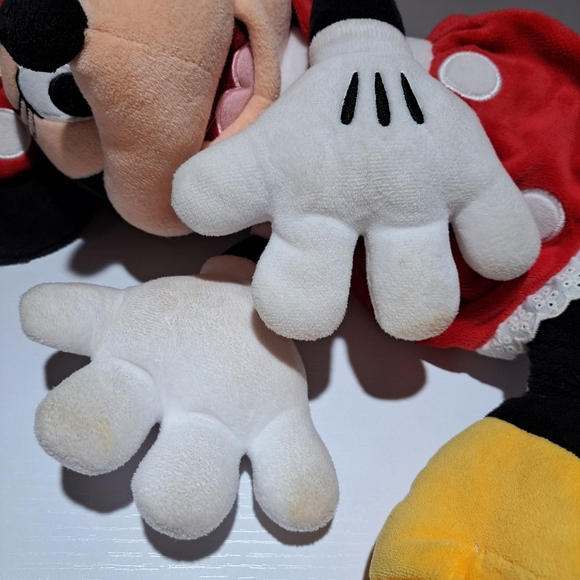 Disney | Large Minnie mouse plush toy - Picture 11 of 12